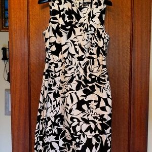 Black & White 👗 8